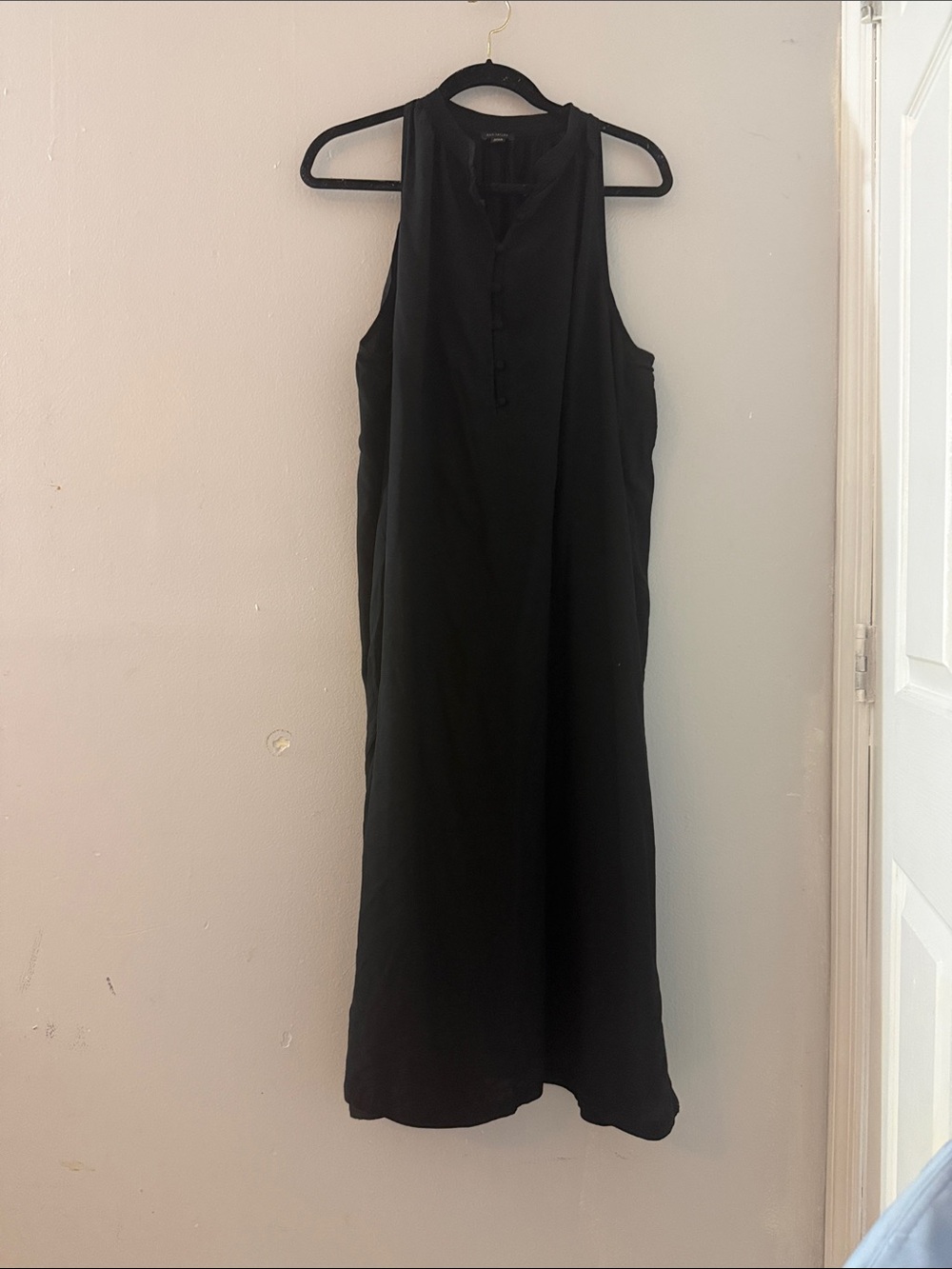 Ann Taylor Sleeveless Black Dress - Classic Simple Design size XL